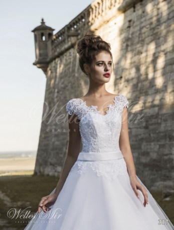 Свадебные платья Exquisite Collection 317-2